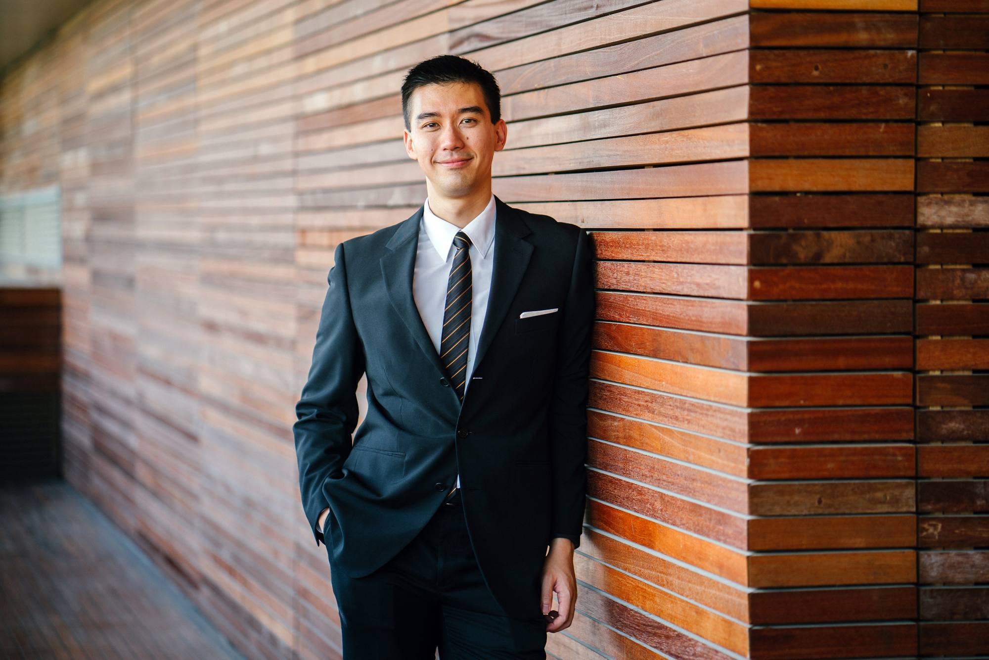 Recruiting consultant